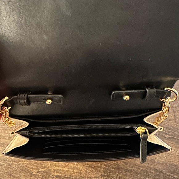 Marc Jacobs wallet on a chain - Picture 4 of 4